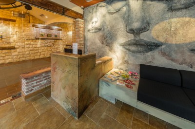 Travertino Polvere. Авторська робота (Ярема Стецик)